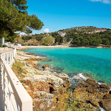 Sun Spalato Cikas * Μούρτερ