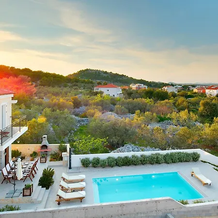 Sun Spalato Cikas Villa Murter